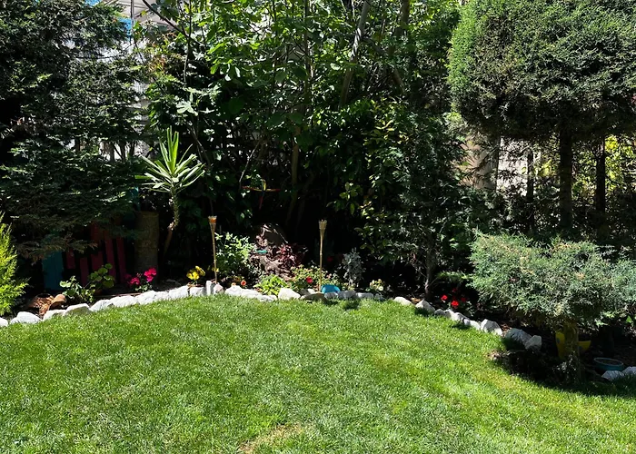Electra Garden House