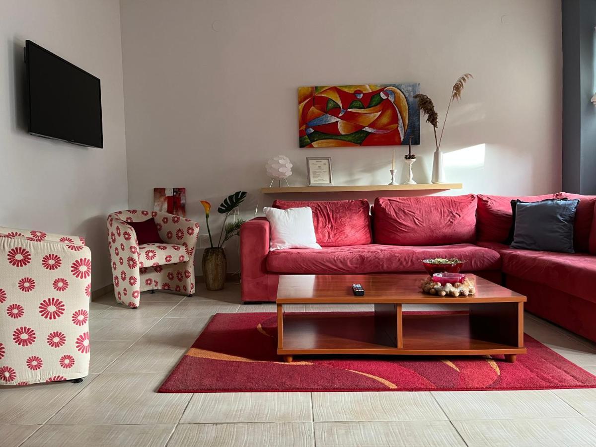 Electra Garden House Holiday home