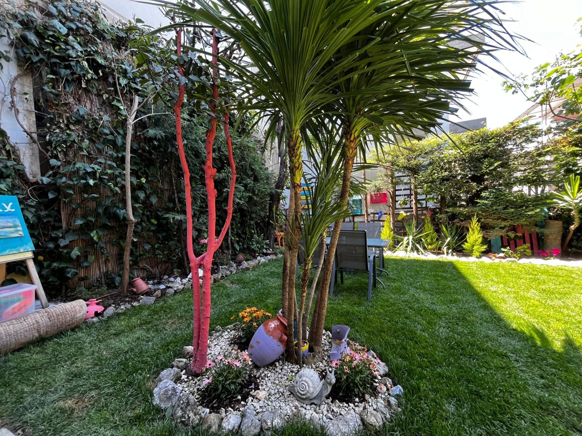 Electra Garden House Holiday home *